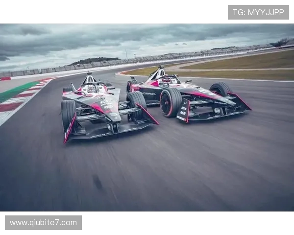 F1与FE电动方程式对比：科技、速度与未来的对决